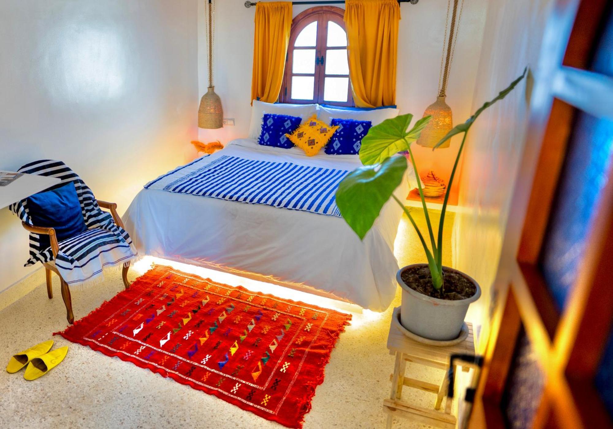 Dar Zohra-At The Door Of Africa. Apartment Tangier Bagian luar foto